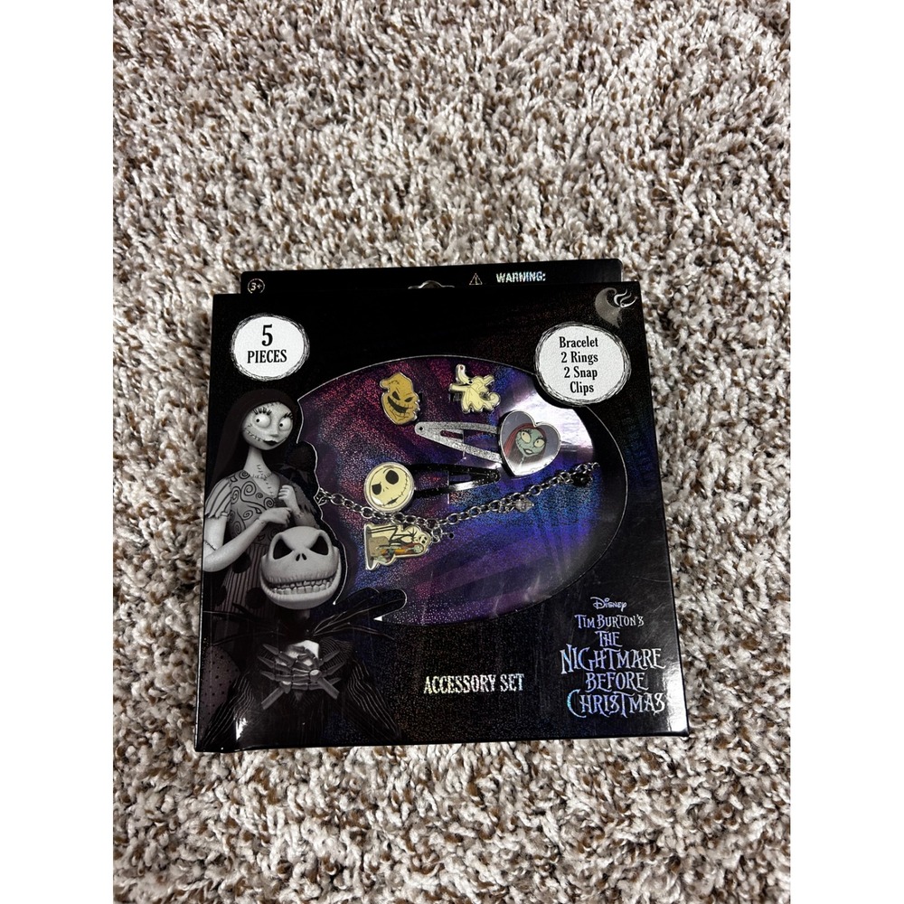 Disney Nightmare Before Christmas 5pc Accessory Set Bracelet Rings Hair Clips
